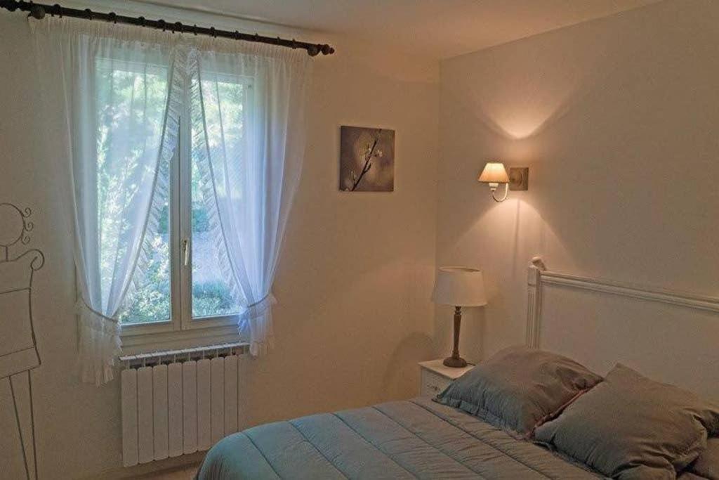 Villa La Lurette, Appartement Et Studio Saint-Etienne-les-Orgues Ngoại thất bức ảnh