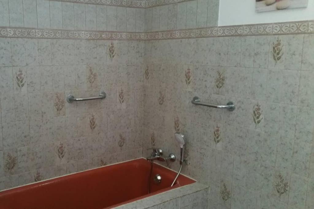 Villa La Lurette, Appartement Et Studio Saint-Etienne-les-Orgues Ngoại thất bức ảnh