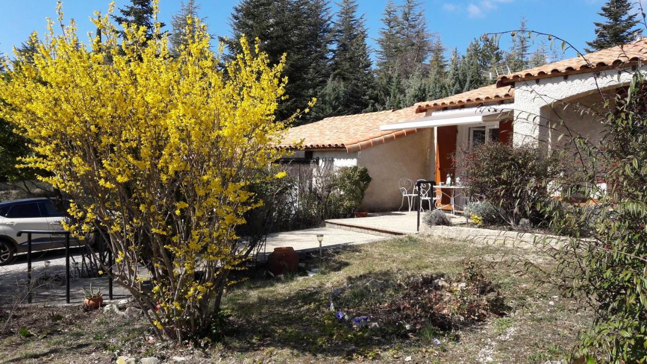 Villa La Lurette, Appartement Et Studio Saint-Etienne-les-Orgues Ngoại thất bức ảnh