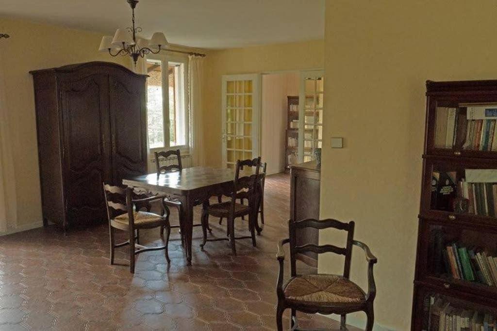 Villa La Lurette, Appartement Et Studio Saint-Etienne-les-Orgues Ngoại thất bức ảnh