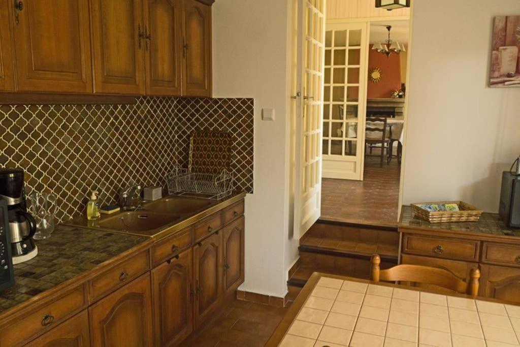 Villa La Lurette, Appartement Et Studio Saint-Etienne-les-Orgues Ngoại thất bức ảnh