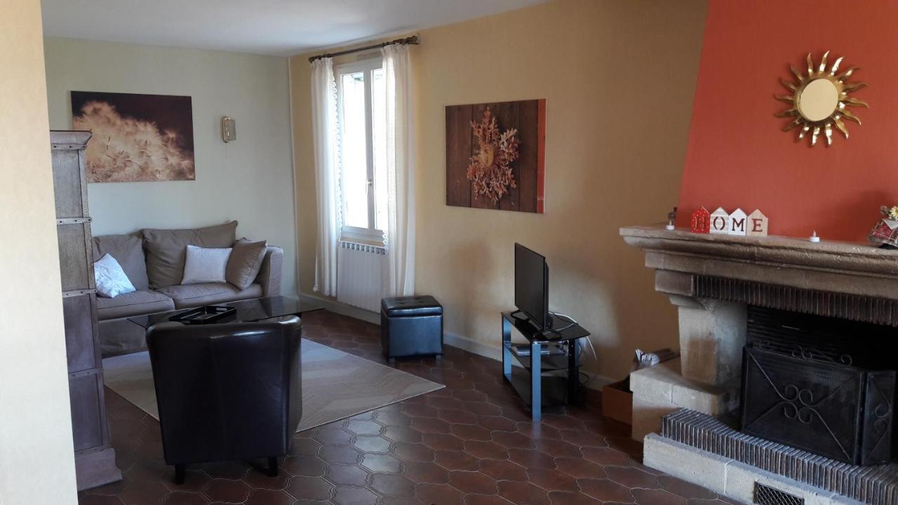 Villa La Lurette, Appartement Et Studio Saint-Etienne-les-Orgues Ngoại thất bức ảnh