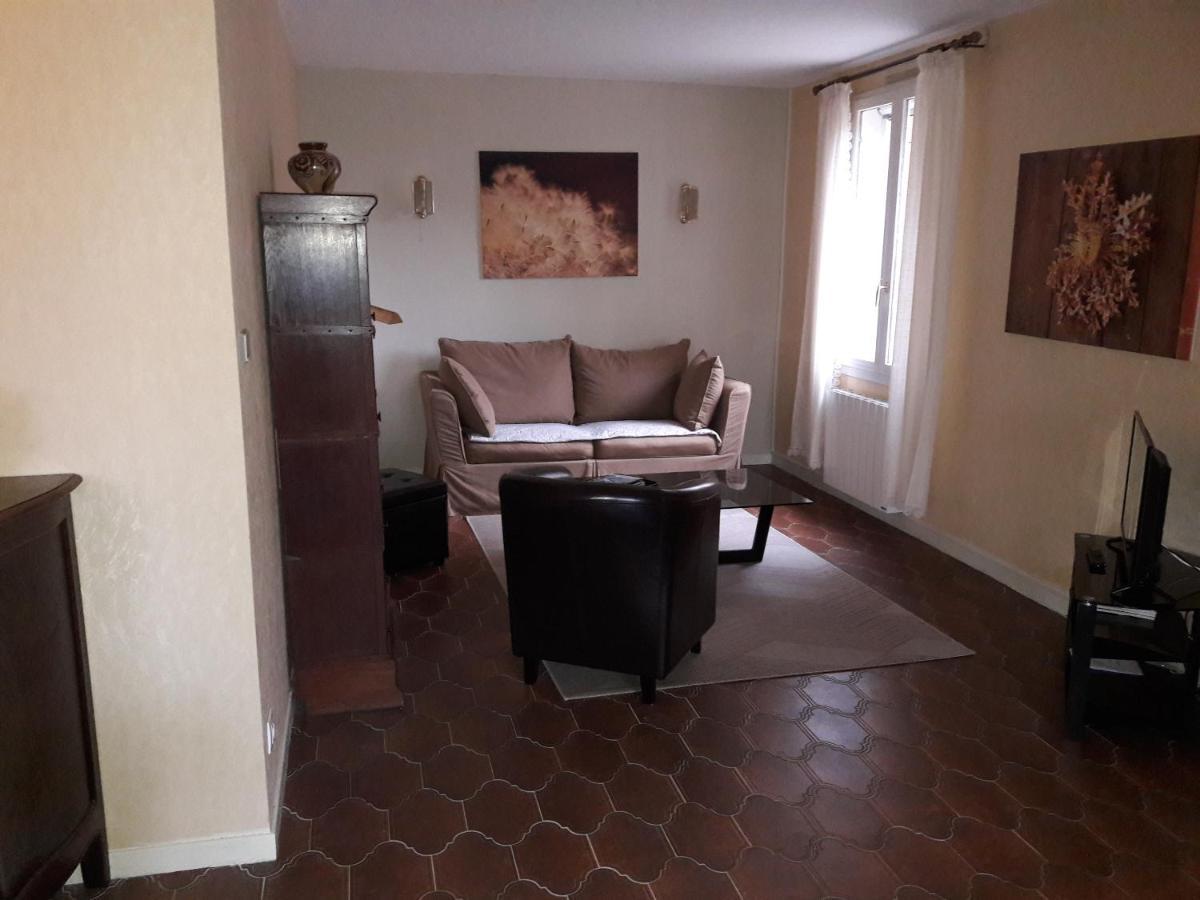 Villa La Lurette, Appartement Et Studio Saint-Etienne-les-Orgues Ngoại thất bức ảnh