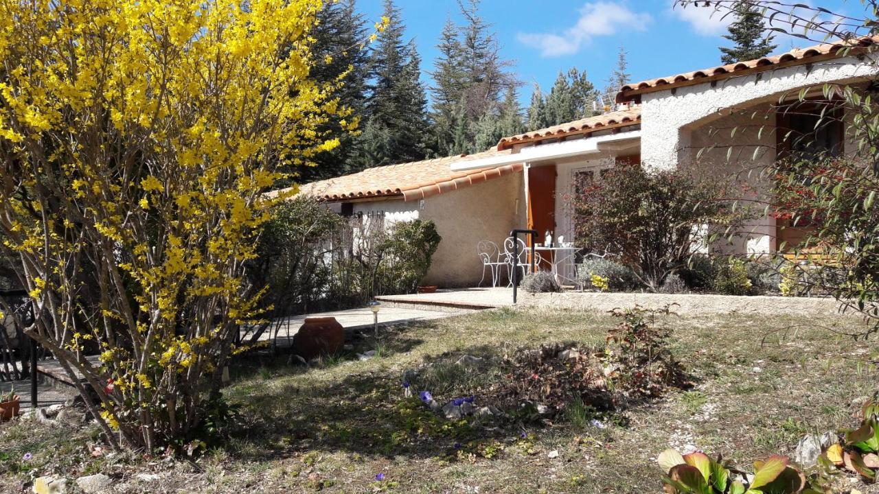 Villa La Lurette, Appartement Et Studio Saint-Etienne-les-Orgues Ngoại thất bức ảnh